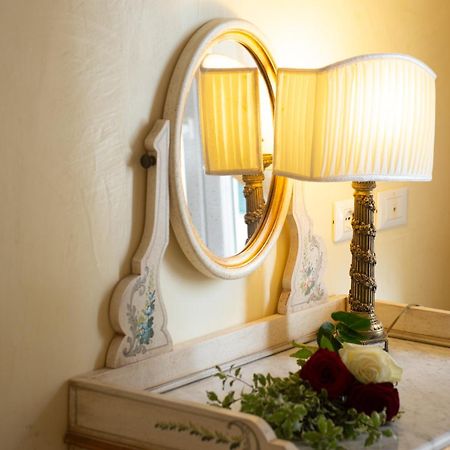 Home Grifondoro Affittacamere ジェノヴァ エクステリア 写真